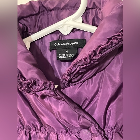 Calvin Klein Puffer Vest - Picture 3 of 5